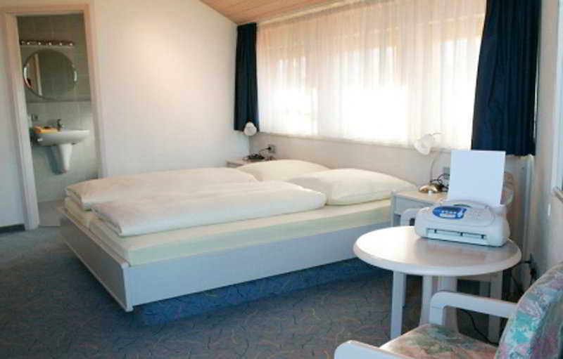 Hotel Crystal Filderstadt Eksteriør billede